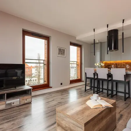 Center Jaglana 6e,f * Γκντανσκ